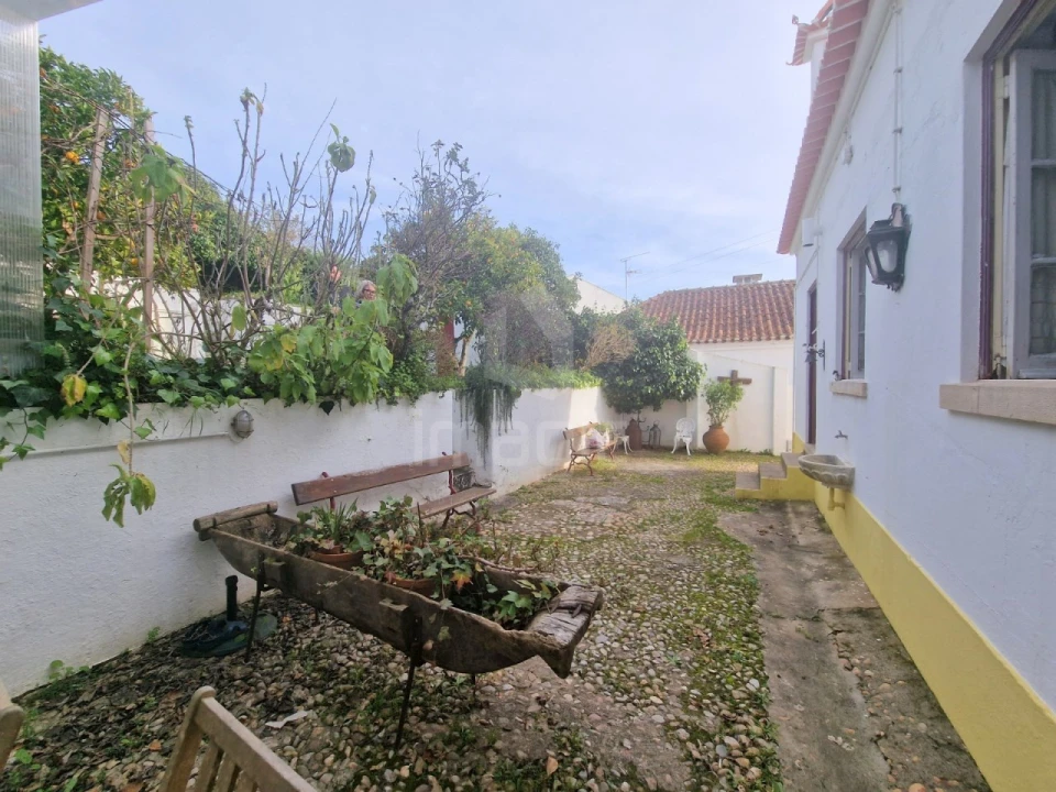 Moradia T3 para Venda em Vila Nova da Barquinha Foto 6