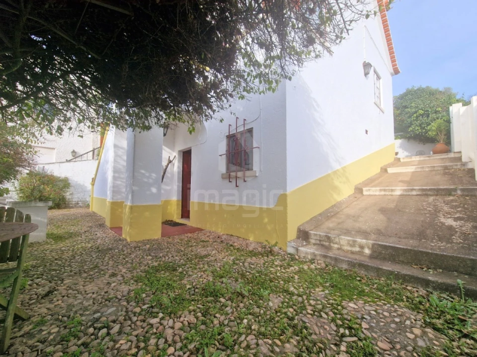 Moradia T3 para Venda em Vila Nova da Barquinha Foto 2