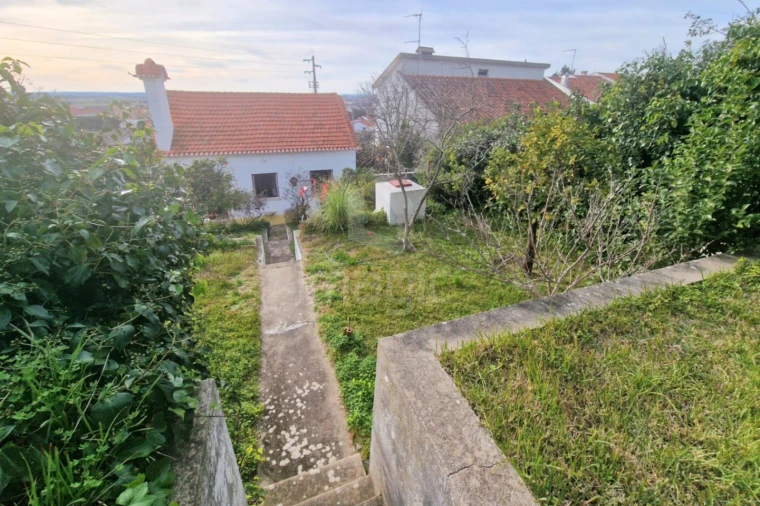 Moradia T3 para Venda em Vila Nova da Barquinha Foto 8