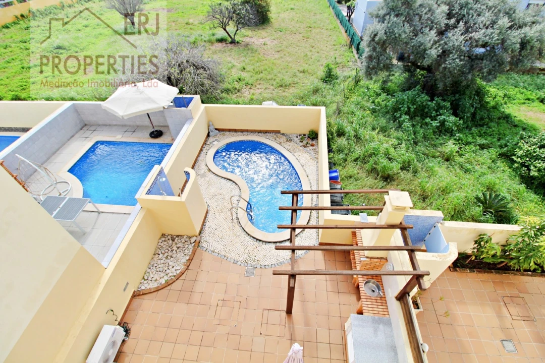 Moradia T3 para Venda em Vila Nova de Cacela Foto 4