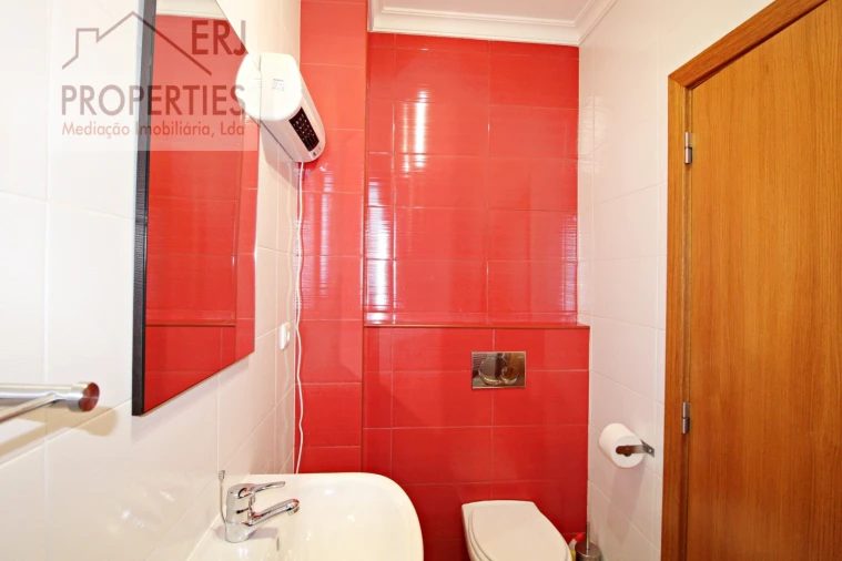 Moradia T3 para Venda em Vila Nova de Cacela Foto 16