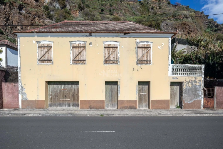 Moradia T2 para Venda em Madalena do Mar Foto 2