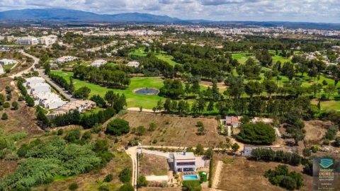 Moradia T3 para Arrendamento férias em Alvor