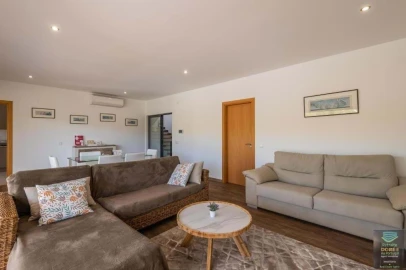 Moradia T3 para Arrendamento férias em Alvor