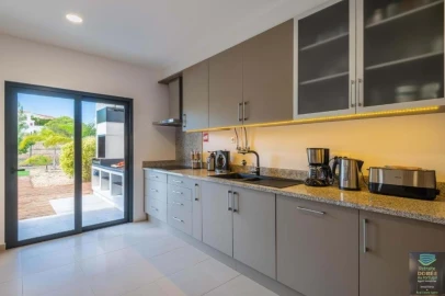 Moradia T3 para Arrendamento férias em Alvor