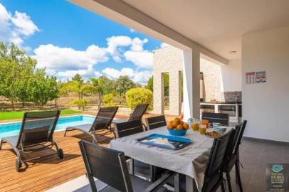 Moradia T3 para Arrendamento férias em Alvor