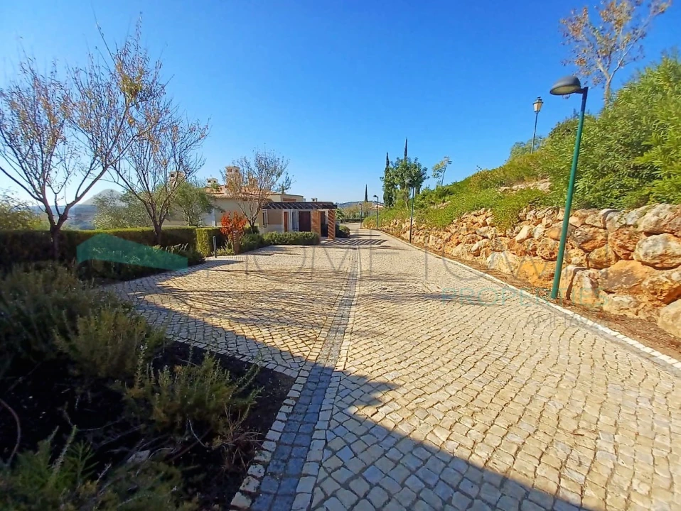 Moradia T3 para Arrendamento em Mexilhoeira Grande Foto 25