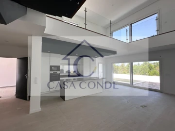 Moradia T3 para Venda em Sesimbra (Castelo)