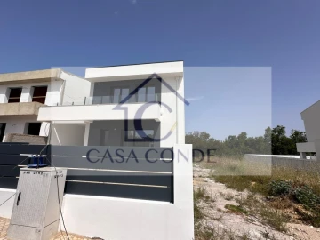 Moradia T3 para Venda em Sesimbra (Castelo)