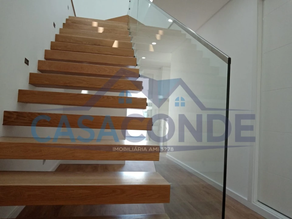 Moradia T4 para Venda em Azeitão (São Lourenço e São Simão) Foto 14