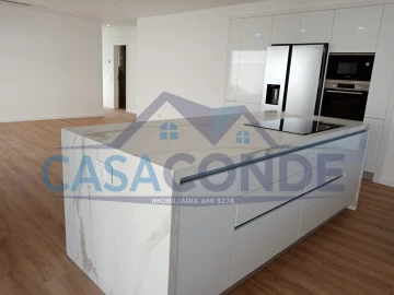 Moradia T4 para Venda em Azeitão (São Lourenço e São Simão)