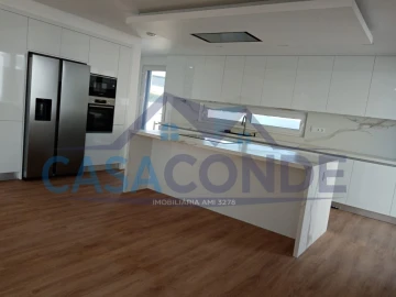 Moradia T4 para Venda em Azeitão (São Lourenço e São Simão)