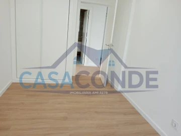 Moradia T4 para Venda em Azeitão (São Lourenço e São Simão)
