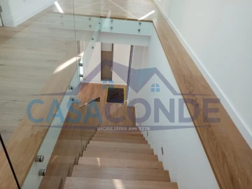 Moradia T4 para Venda em Azeitão (São Lourenço e São Simão)