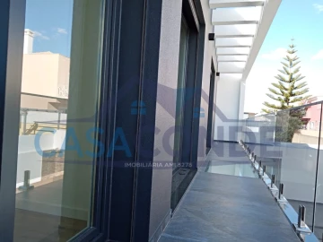 Moradia T4 para Venda em Azeitão (São Lourenço e São Simão)