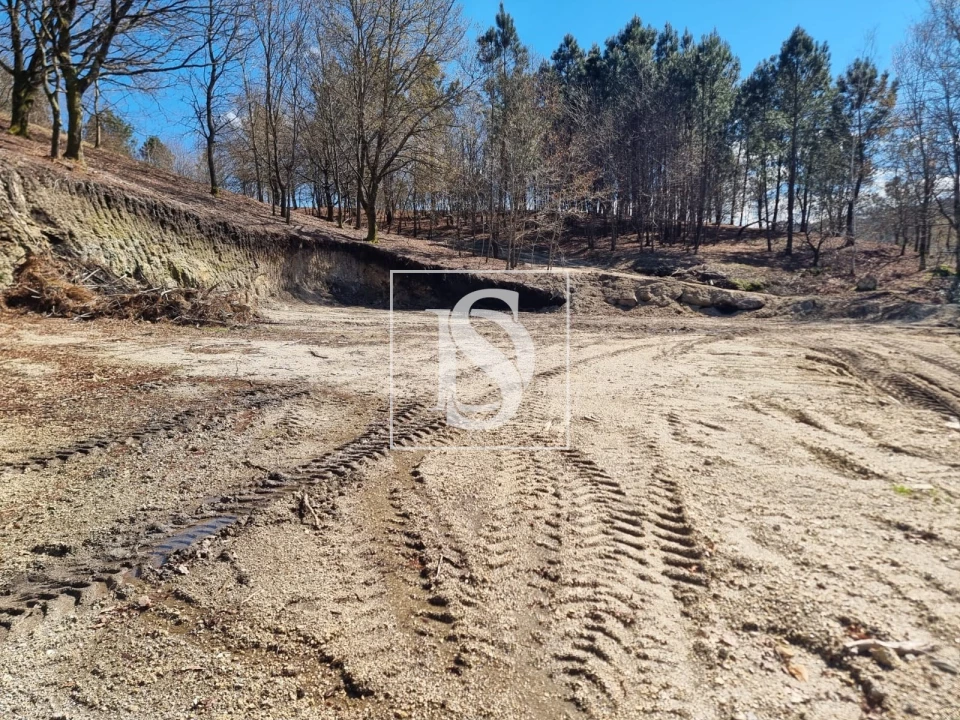 Terreno para Venda em Tabuaças Foto 4