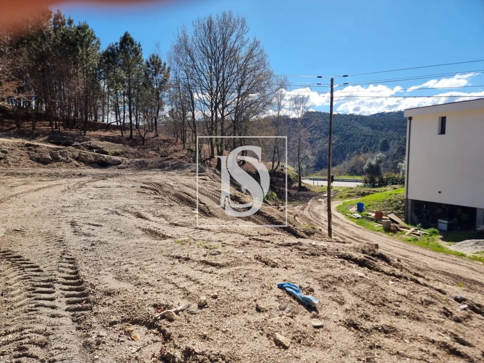 Terreno para Venda em Tabuaças Foto 7