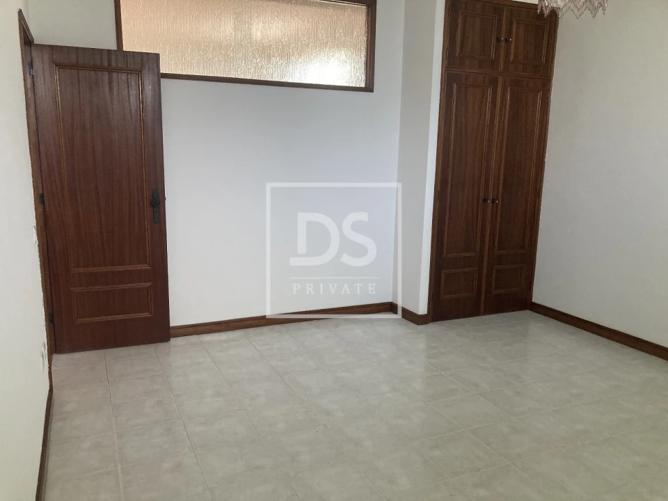 Moradia T3 para Venda em Alfena Foto 42