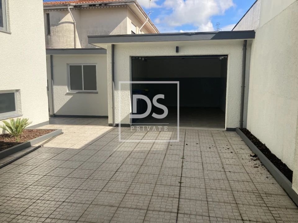 Moradia T3 para Venda em Alfena Foto 56