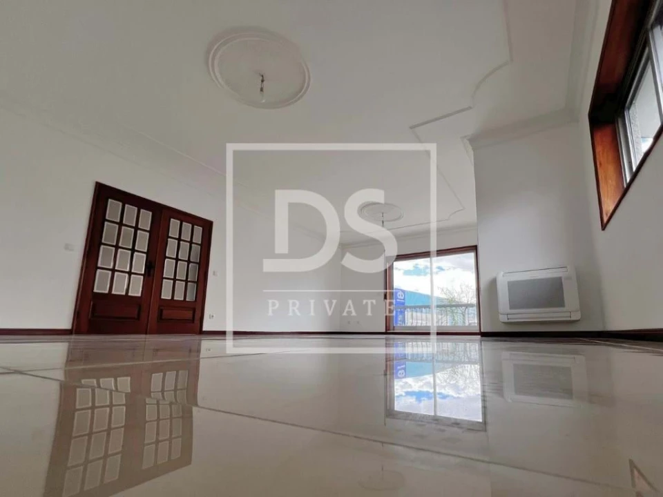 Moradia T3 para Venda em Alfena Foto 7