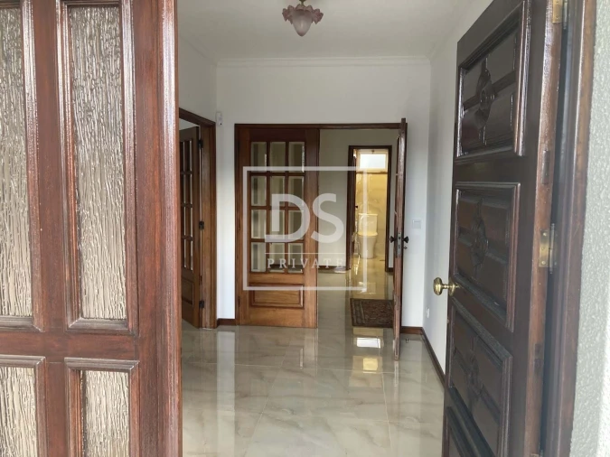 Moradia T3 para Venda em Alfena Foto 5