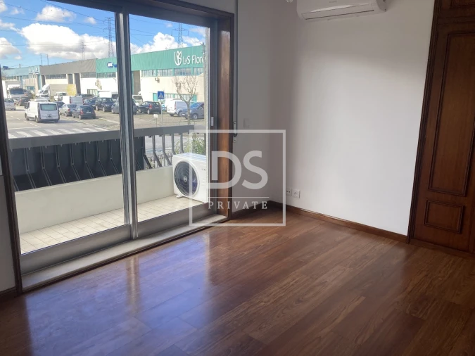 Moradia T3 para Venda em Alfena Foto 32