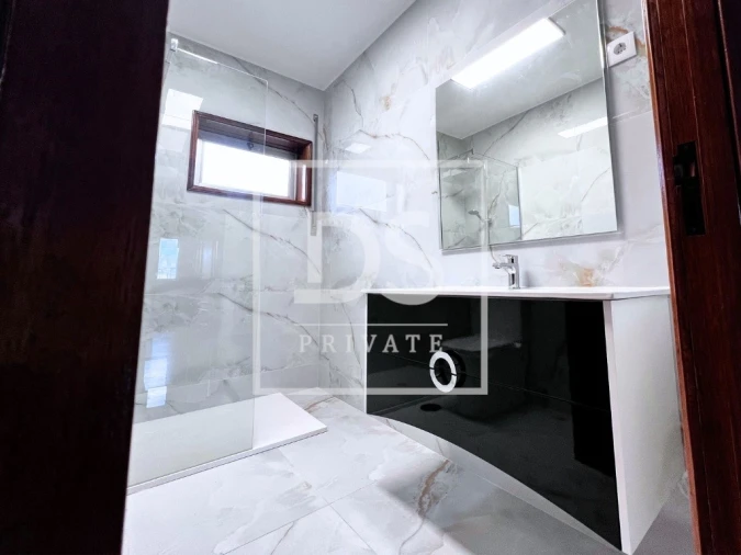 Moradia T3 para Venda em Alfena Foto 25