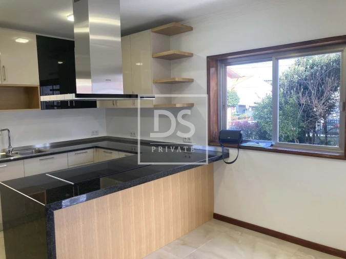 Moradia T3 para Venda em Alfena Foto 19