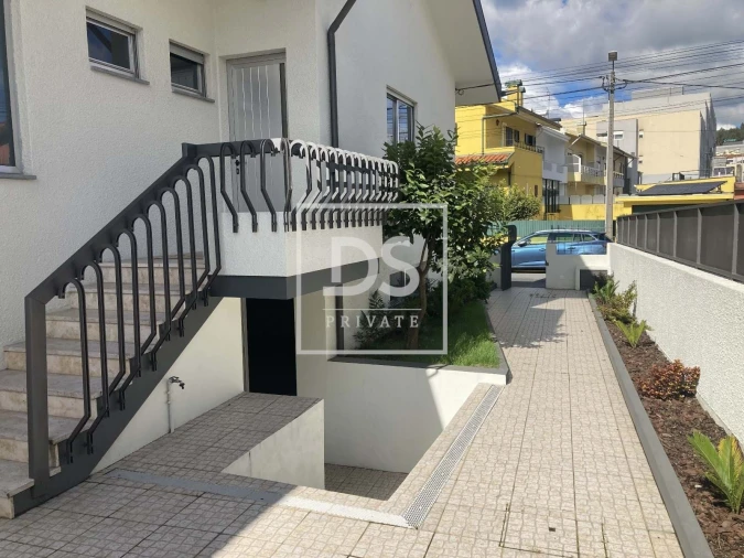 Moradia T3 para Venda em Alfena Foto 4