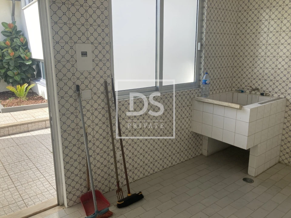 Moradia T3 para Venda em Alfena Foto 53