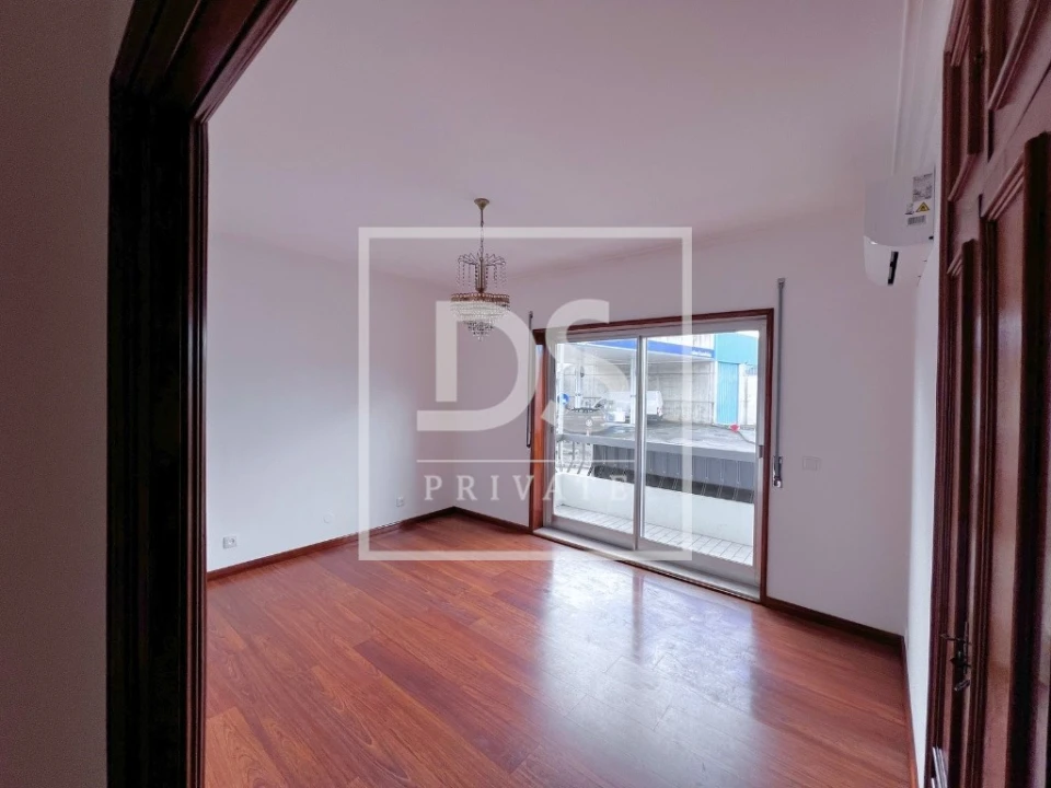 Moradia T3 para Venda em Alfena Foto 30