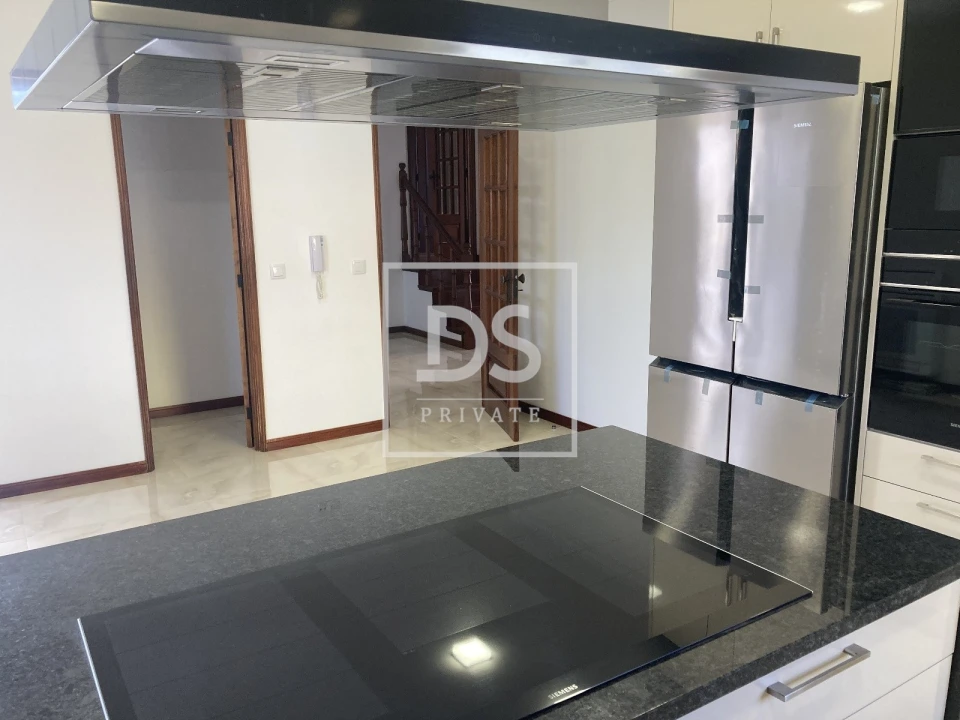 Moradia T3 para Venda em Alfena Foto 21