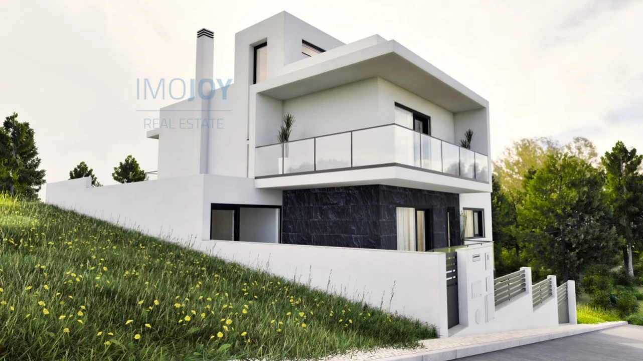 Moradia T4 para Venda em Pontinha e Famões Foto 4