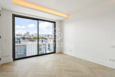 Apartamento T4 para Arrendamento em Cascais e Estoril