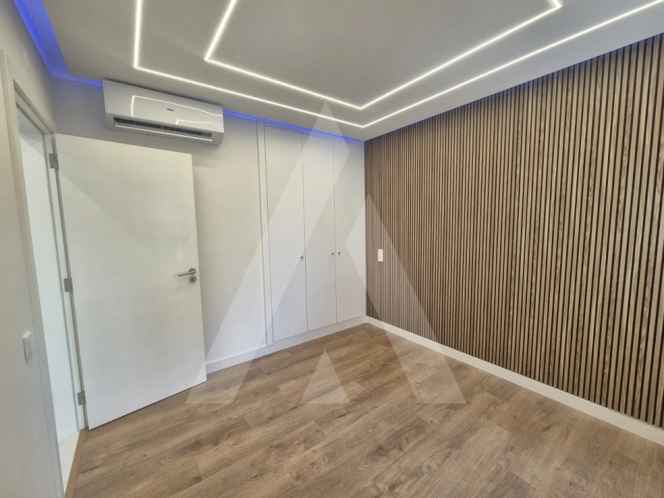 Apartamento T2 para Venda em Quarteira Foto 12