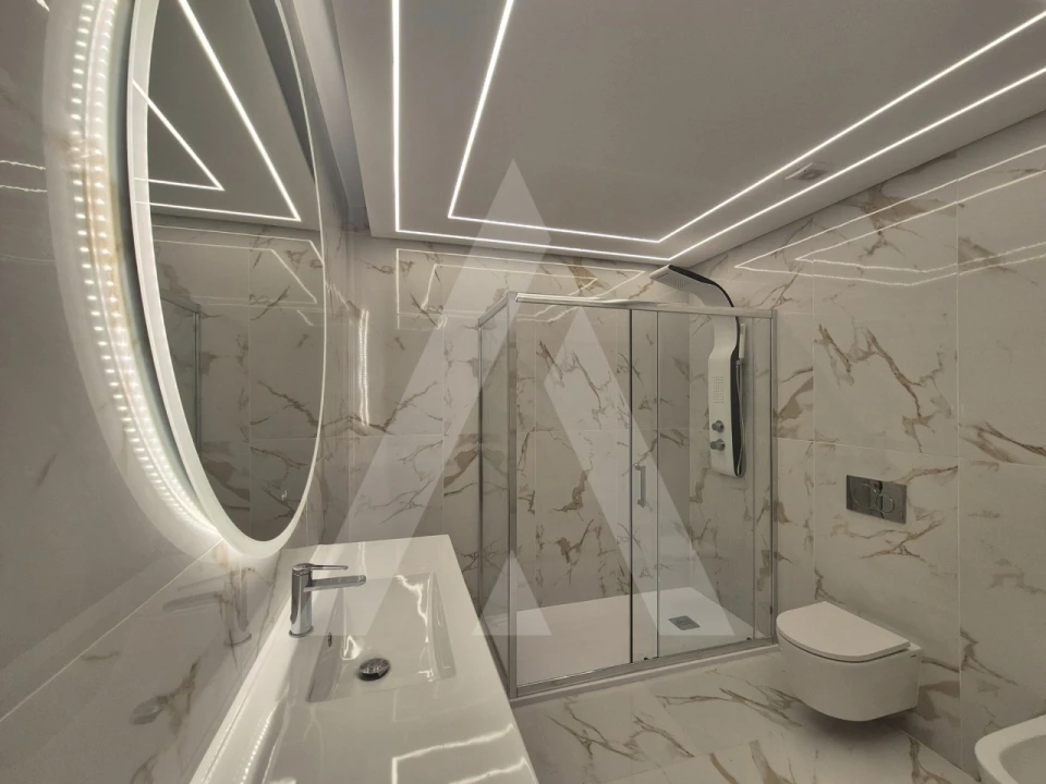 Apartamento T2 para Venda em Quarteira Foto 18