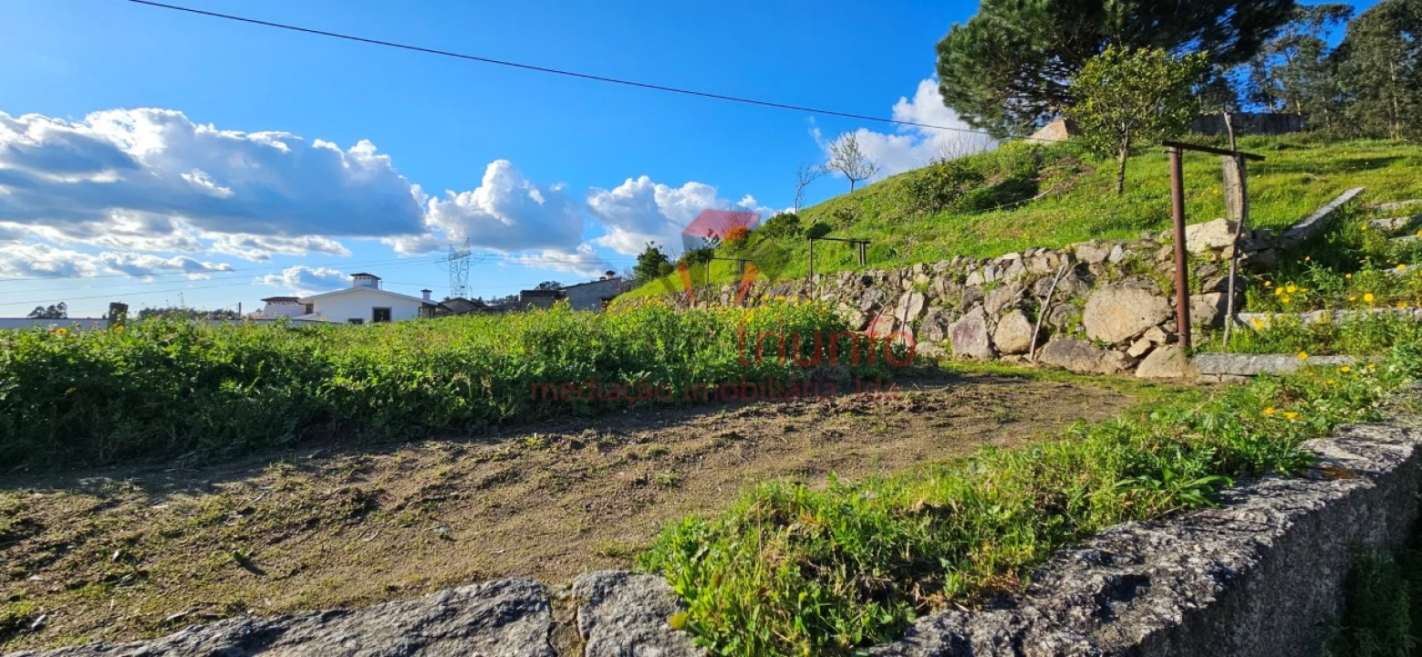 Terreno para Venda em Lordelo Foto 14