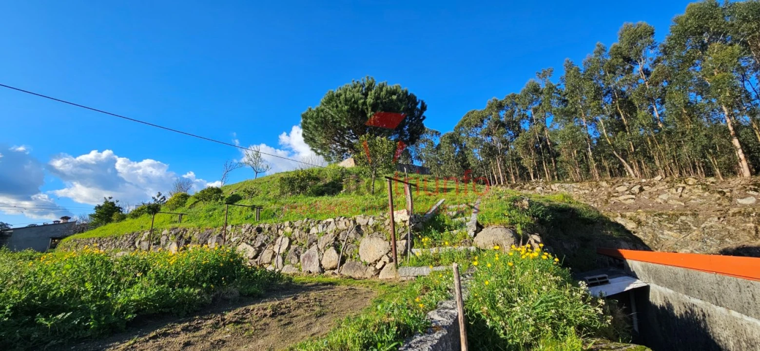 Terreno para Venda em Lordelo Foto 16