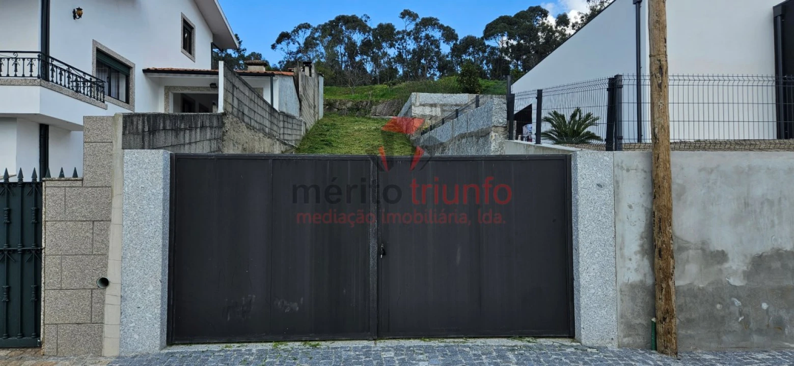 Terreno para Venda em Lordelo Foto 19