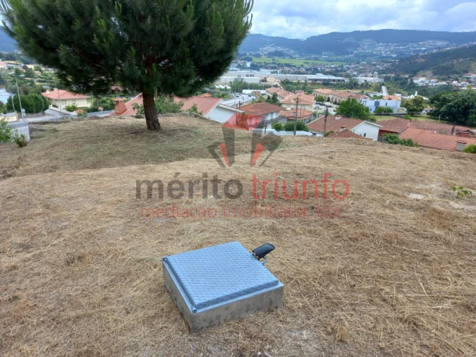 Terreno para Venda em Lordelo Foto 25
