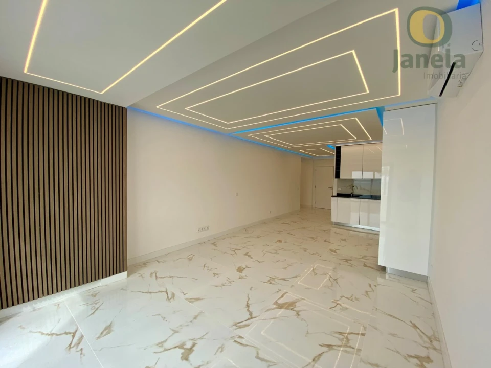 Apartamento T2 para Venda em Quarteira Foto 11