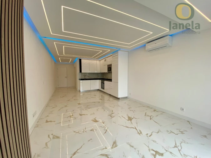 Apartamento T2 para Venda em Quarteira Foto 10