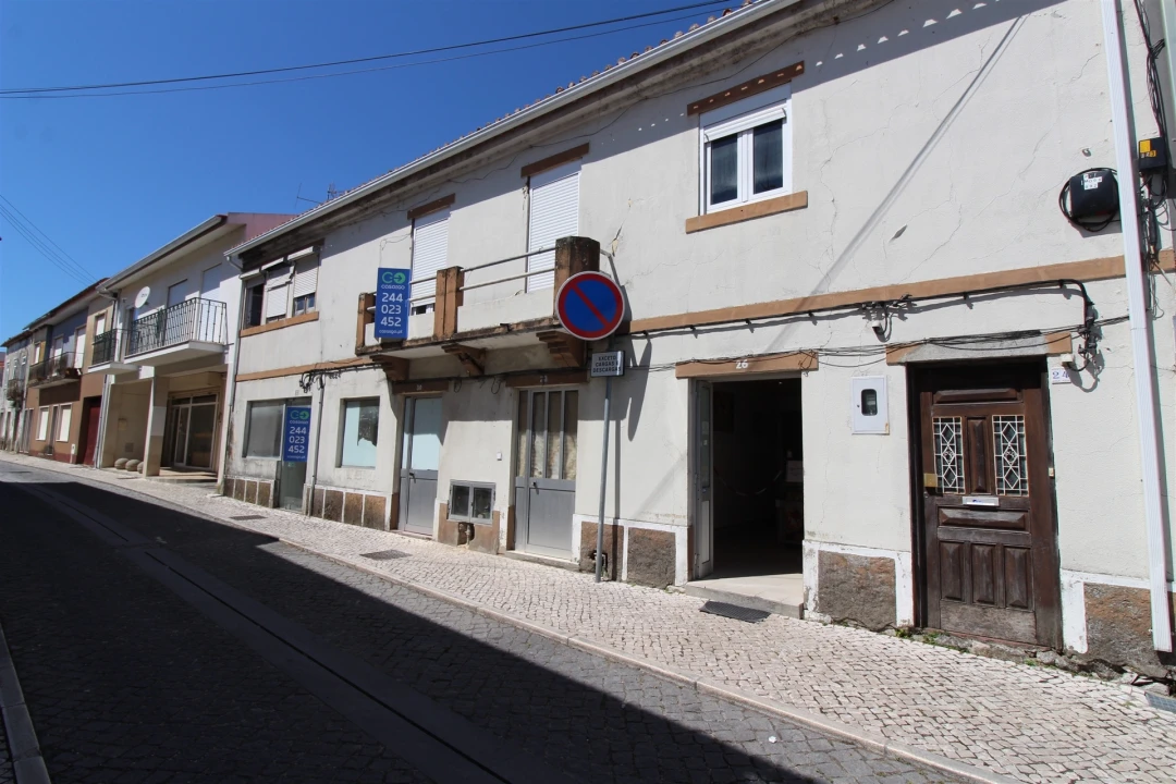 Prédio para Venda em Louriçal Foto 10