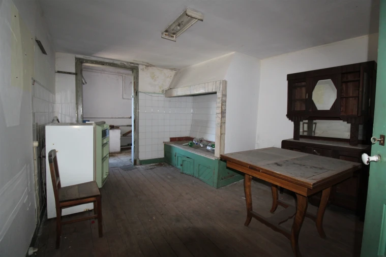 Prédio para Venda em Louriçal Foto 3