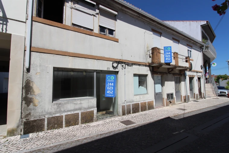 Prédio para Venda em Louriçal Foto 1