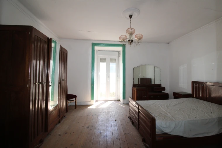 Prédio para Venda em Louriçal Foto 7