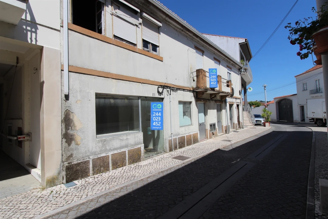 Prédio para Venda em Louriçal Foto 12