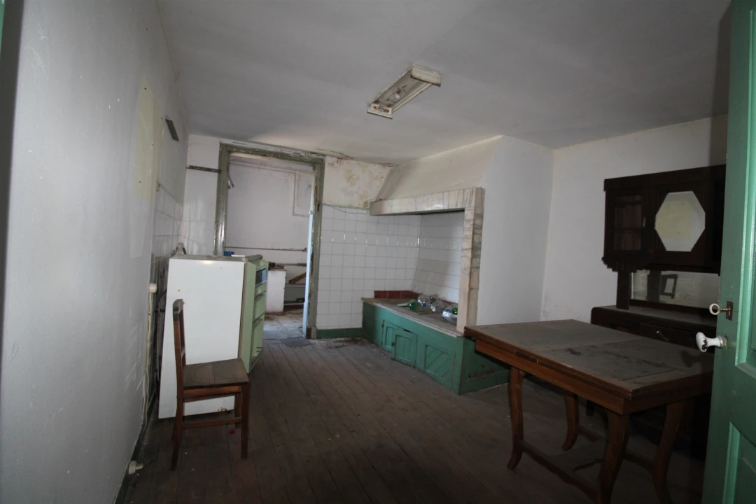 Prédio para Venda em Louriçal Foto 2