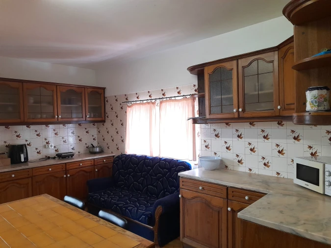 Quarto para Arrendamento em Santo Antonio dos Olivais Foto 18