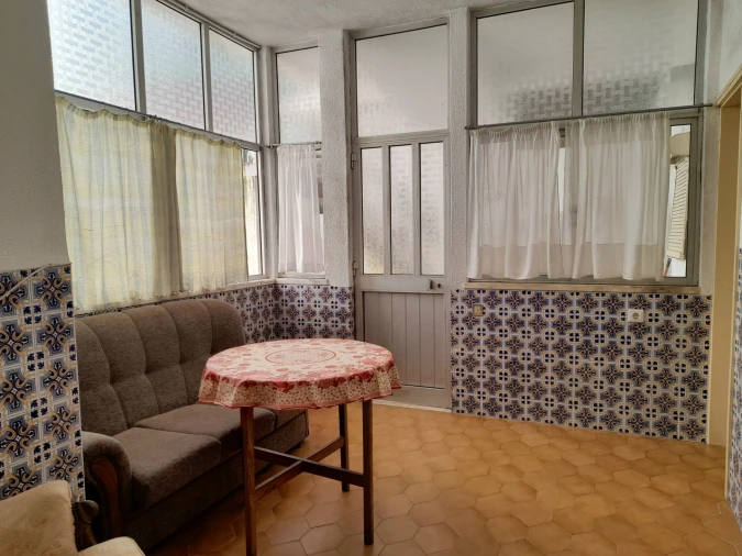 Quarto para Arrendamento em Santo Antonio dos Olivais Foto 19